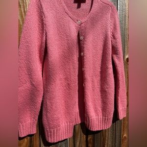 Sweater / Cardigan. SIZE: S
COLOR: Pink
BRAND: Haymaker
